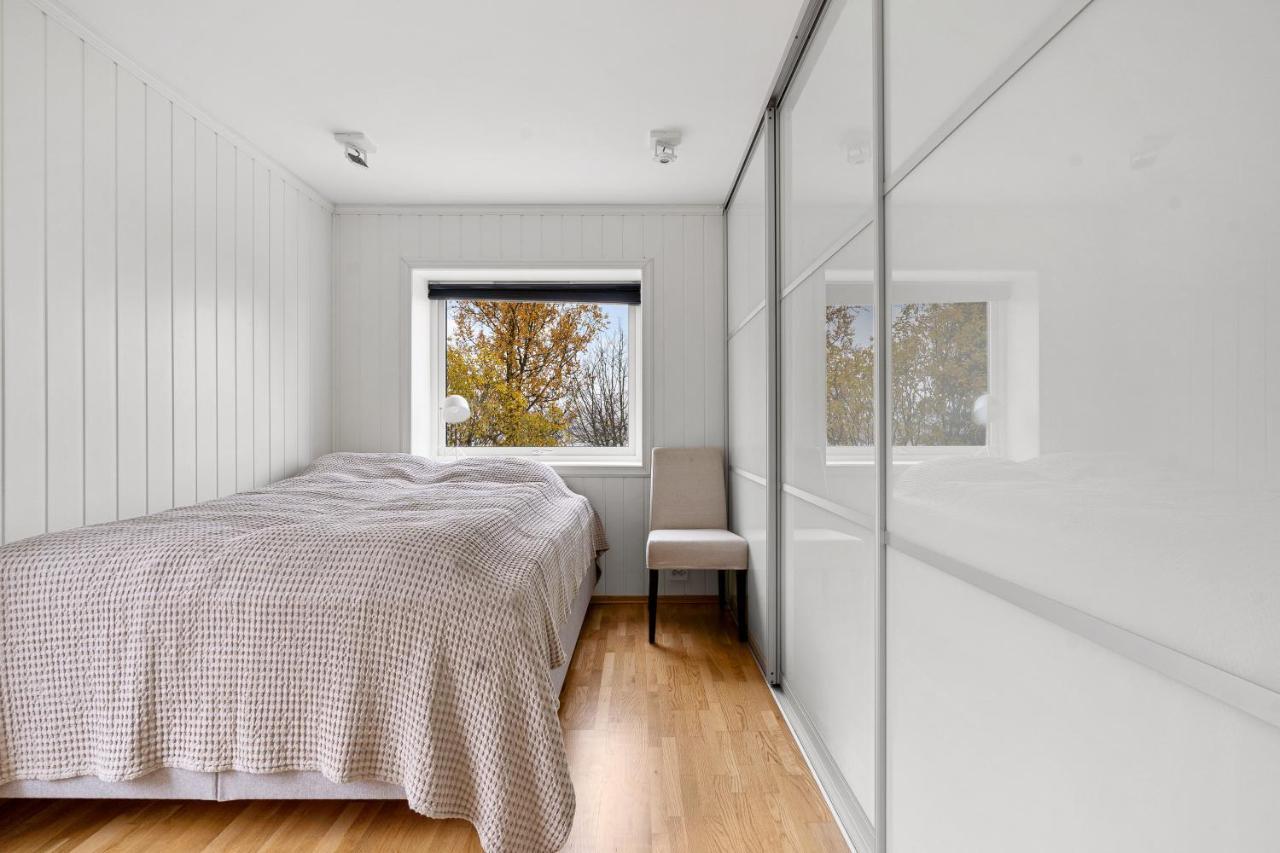 Cozy Elegant 2Bedroom Apt W/Parking And Nice View トロムソ エクステリア 写真